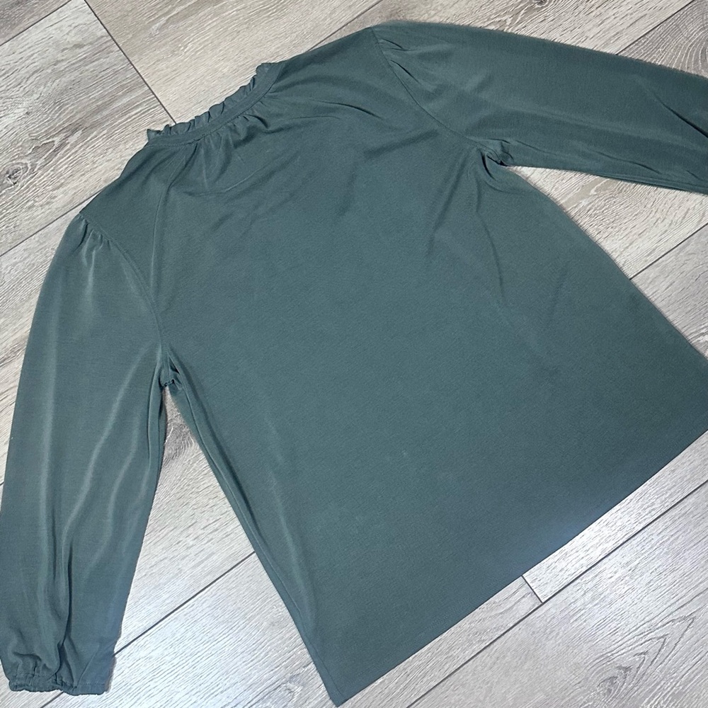 Lucky Brand *Green* Sandwash Ruffled Peasant Top - Picture 14 of 14